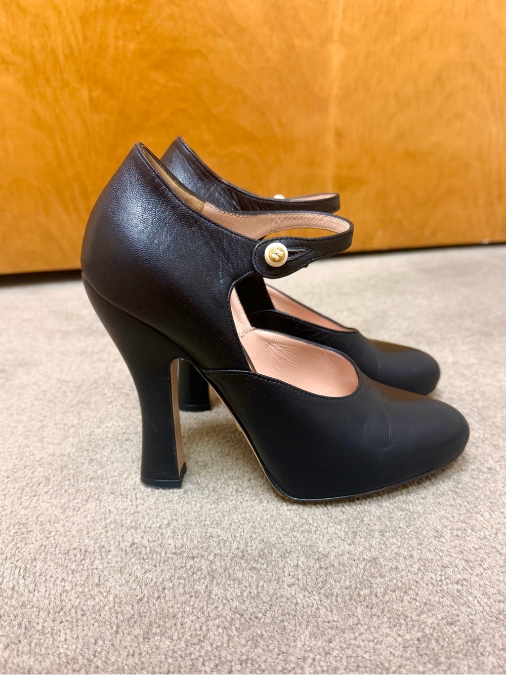 GUCCI ⚜️ Lesley Mary Jane Malaga Kid Leather Pumps - Picture 4 of 9